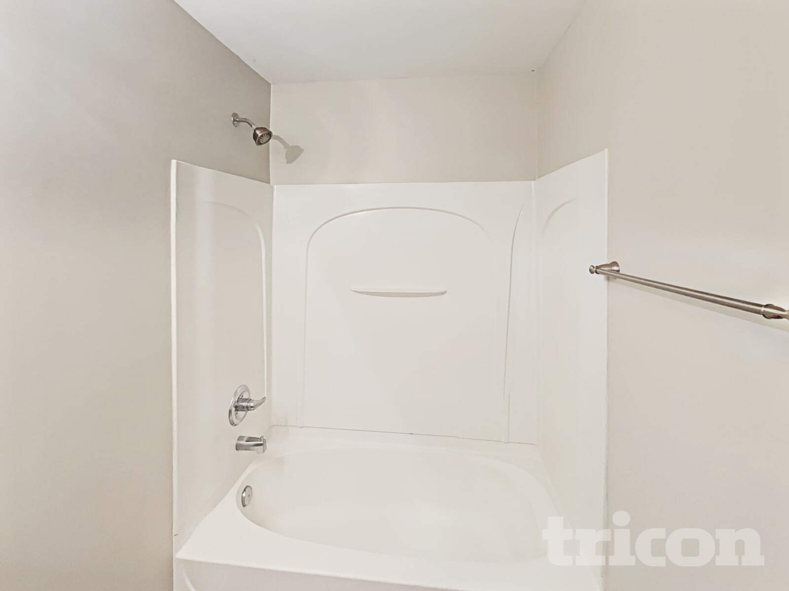 Building Photo - 1324 Pondhaven Dr