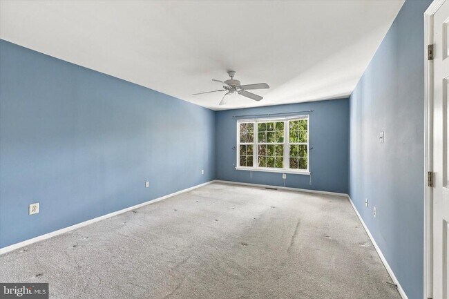 Building Photo - 722 Gilbert Pl