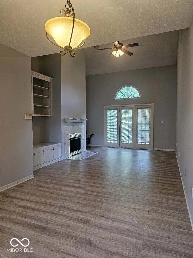 Building Photo - 5757 Spruce Knoll Ct