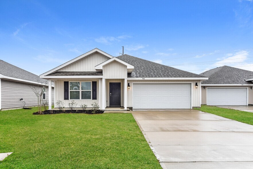 Primary Photo - 5816 Tiagra Dr
