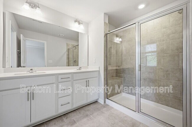 Building Photo - 260 Garden Vine Trl