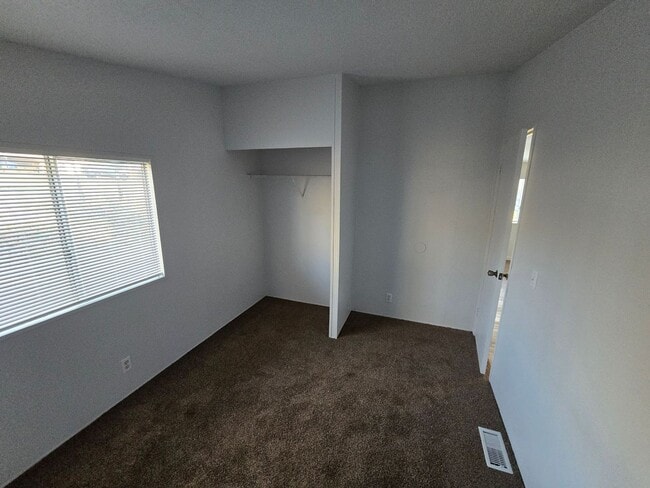 Building Photo - 5529 Shasta Way