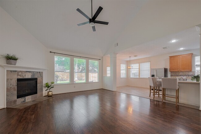 Building Photo - 31214 Windcrest Park Ln