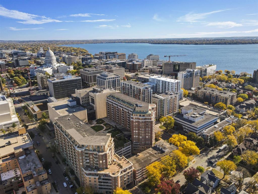 Building Photo - 360 W Washington Ave