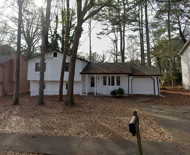 Building Photo - 5451 Zachary Dr