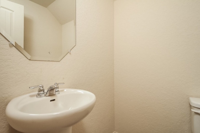 Building Photo - 4730 War Horse Dr