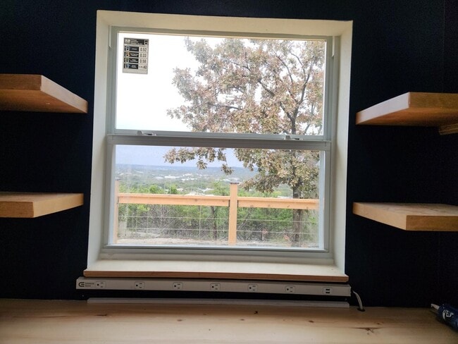 Building Photo - 100 Chula Vista Dr