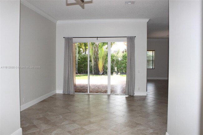 Building Photo - 1342 Crossbill Ct