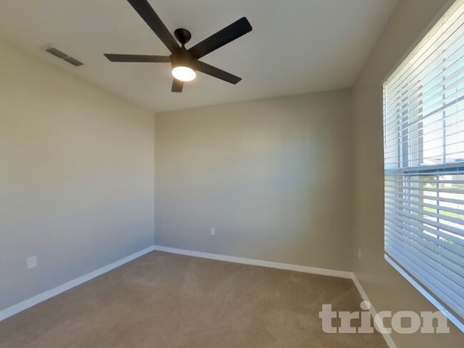 Building Photo - 316 Harbour Wy