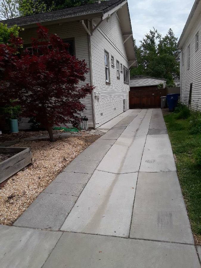 Building Photo - 1707 35th St