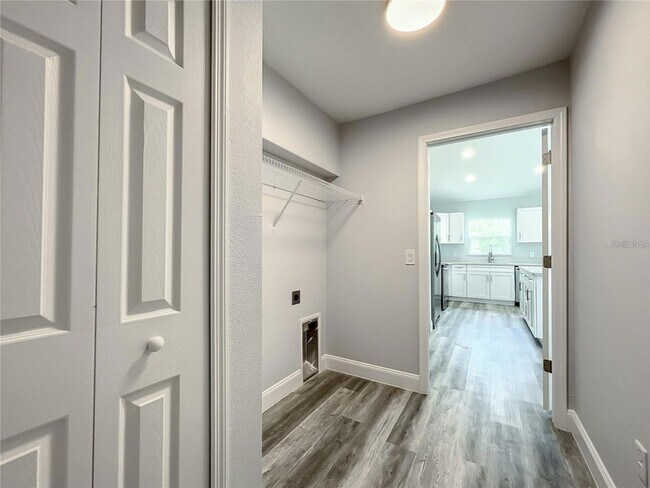 Building Photo - 15962 SW 53rd Ct