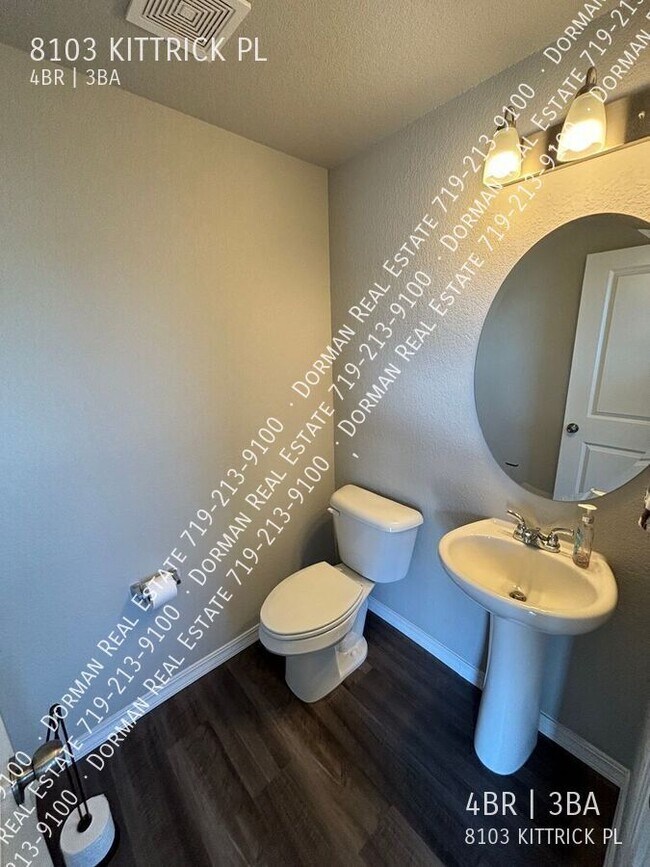 Building Photo - 8103 Kittrick Pl