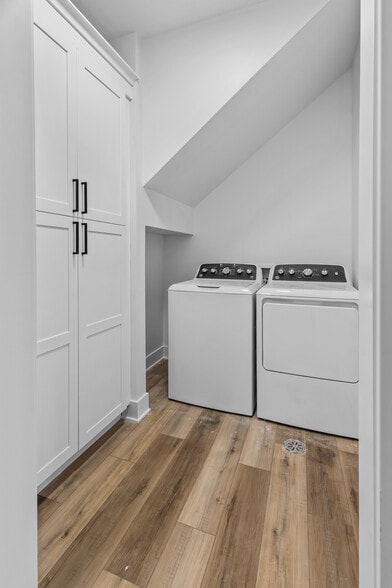 Building Photo - 27W280 Bauer Rd