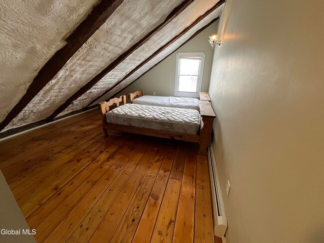 Building Photo - 715 Hudson Ave