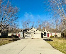 Building Photo - 107 N 200 E