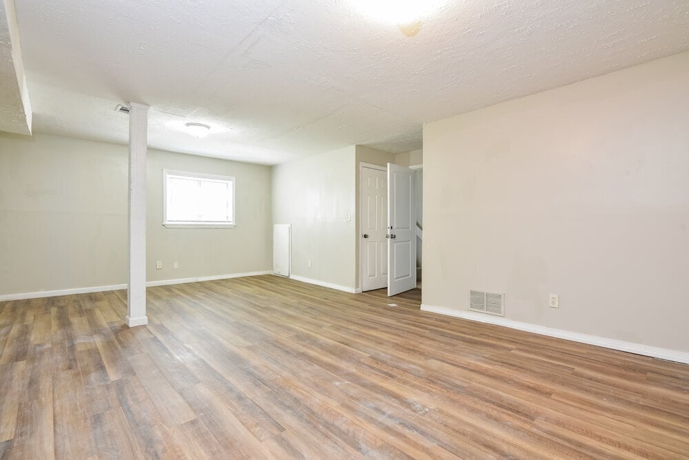Building Photo - 1260 Halter Ln