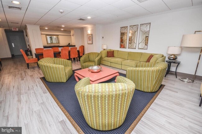 Building Photo - 4242 East-West Hwy