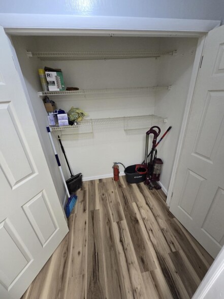 Building Photo - 711 S 6th St