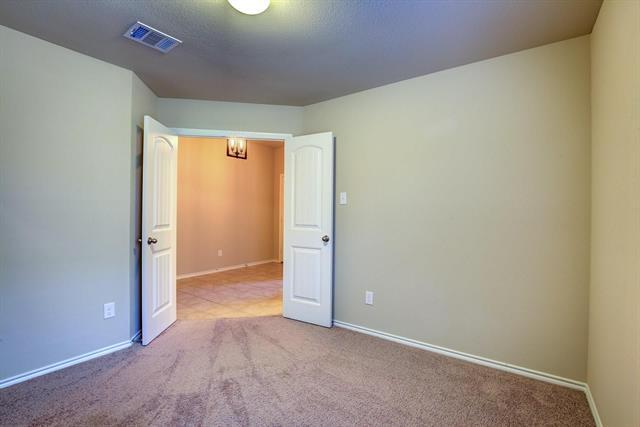 Building Photo - 1048 Decker Dr