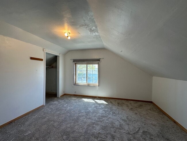 Building Photo - 3 Bedroom Single Family House- Two Rivers, Wi
