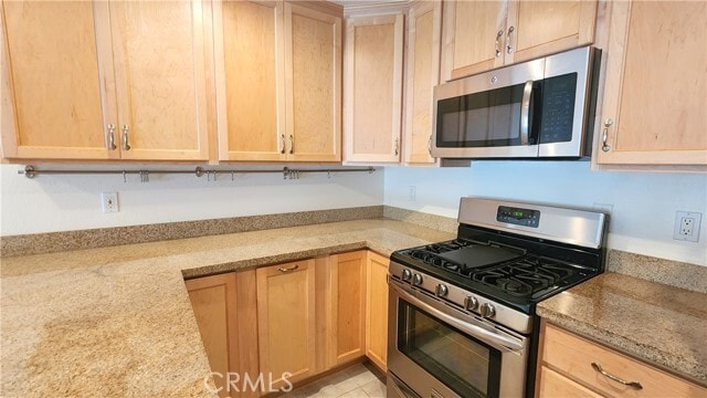 Building Photo - 204 Orange Blossom