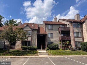 Building Photo - 4204B Aberdeen Dr