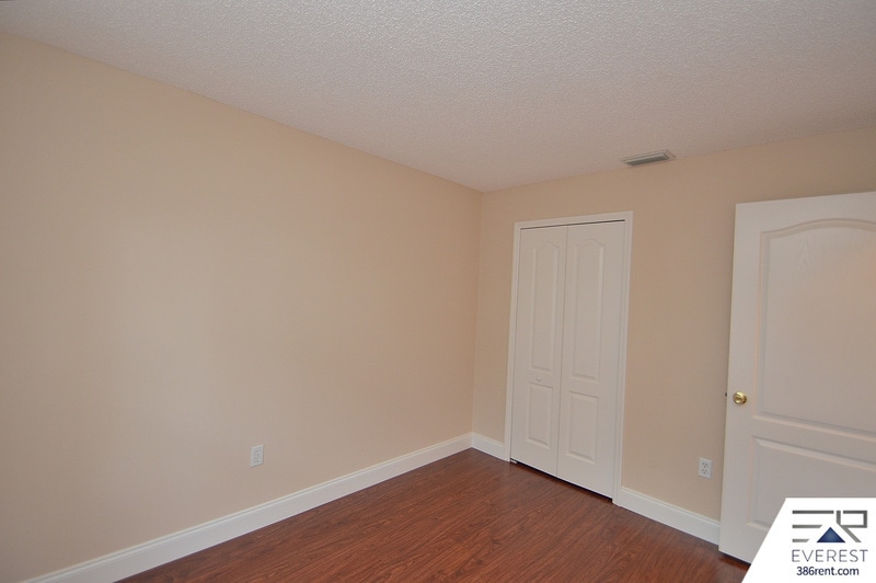 Building Photo - 5 Richfield Ln
