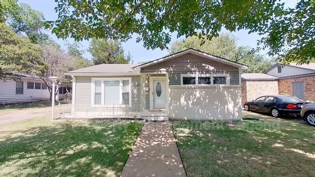 Building Photo - 1107 S Maxey St