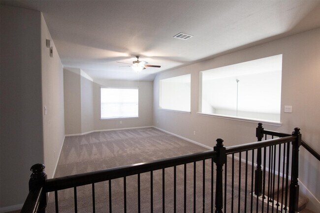 Building Photo - 618 Cypress Creek Ln