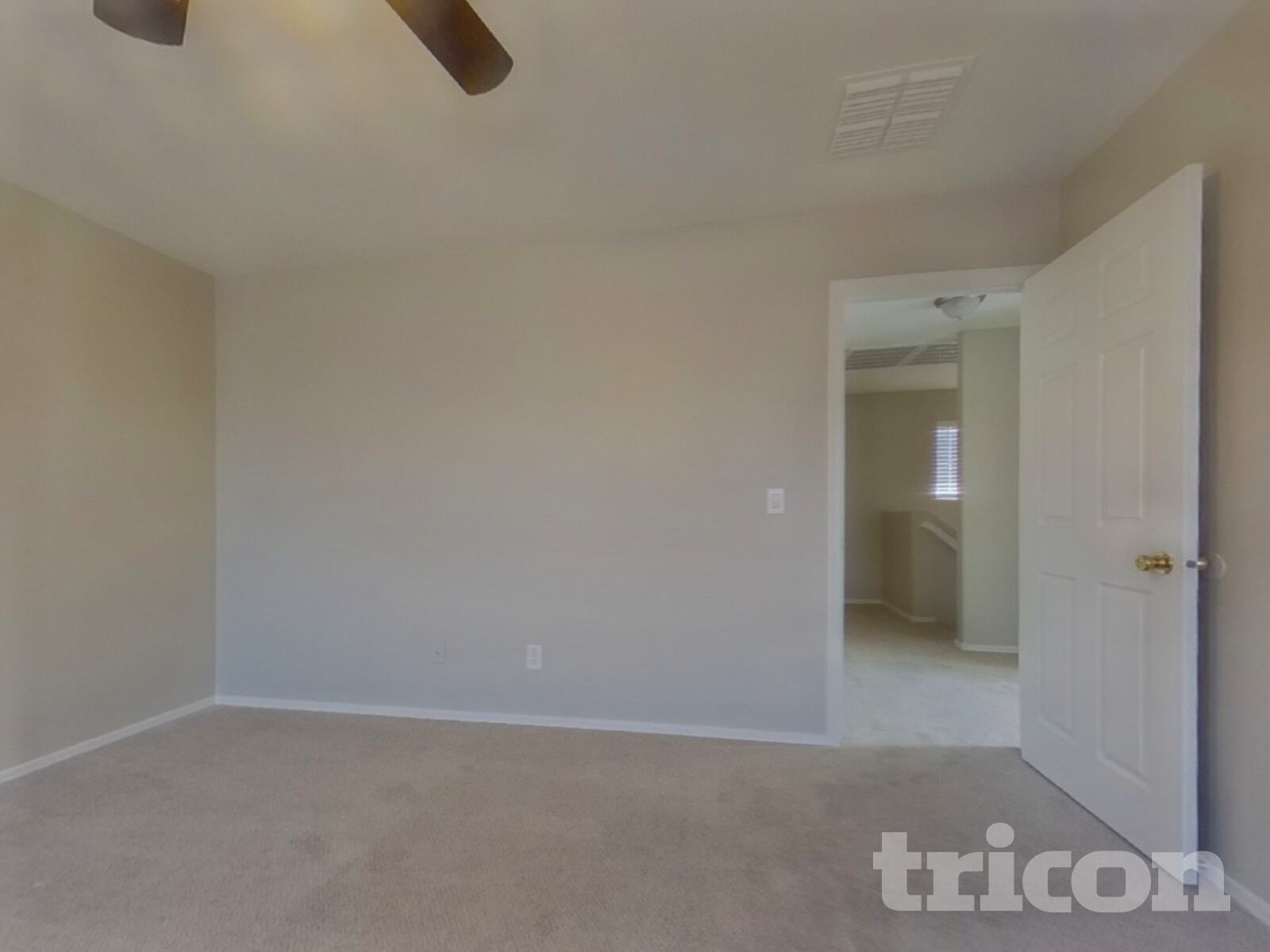 Building Photo - 2640 S 89th Ave