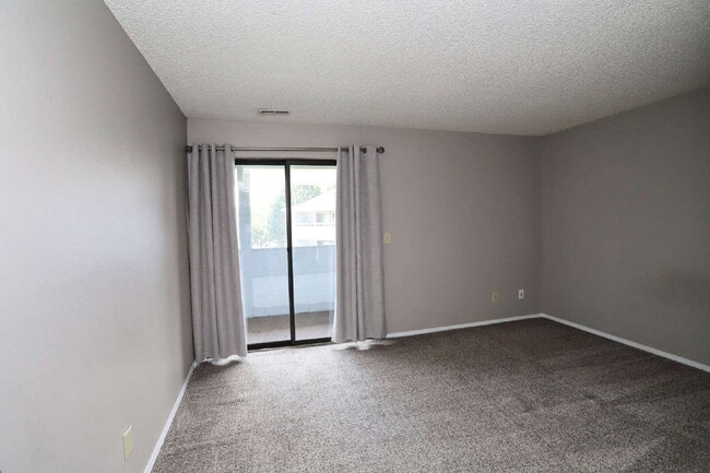 Building Photo - Modern Comfort Meets Style in This Sunlit,...