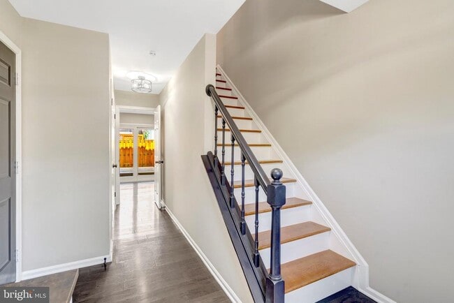 Building Photo - 8478 Battle Ct