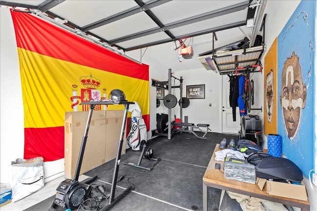 Building Photo - 4201 Clawson Rd