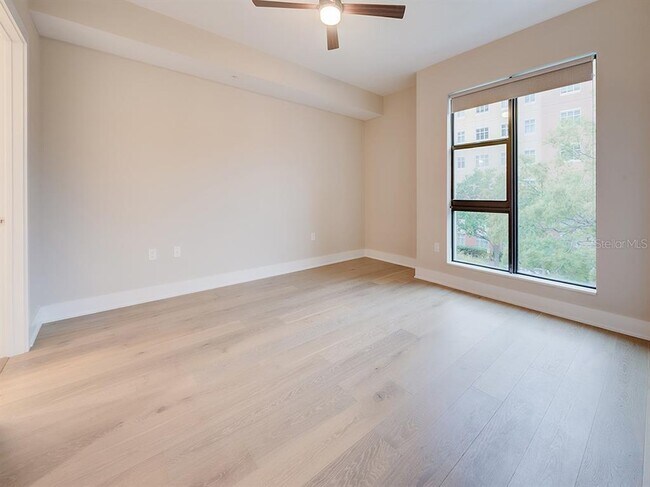 Building Photo - 199 Dali Blvd