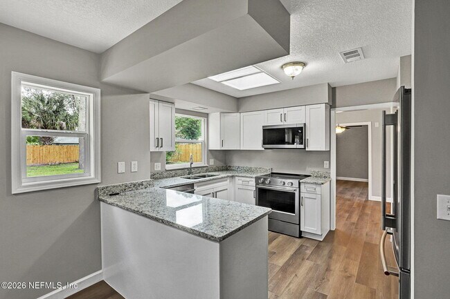 Building Photo - 12522 Macaw Dr