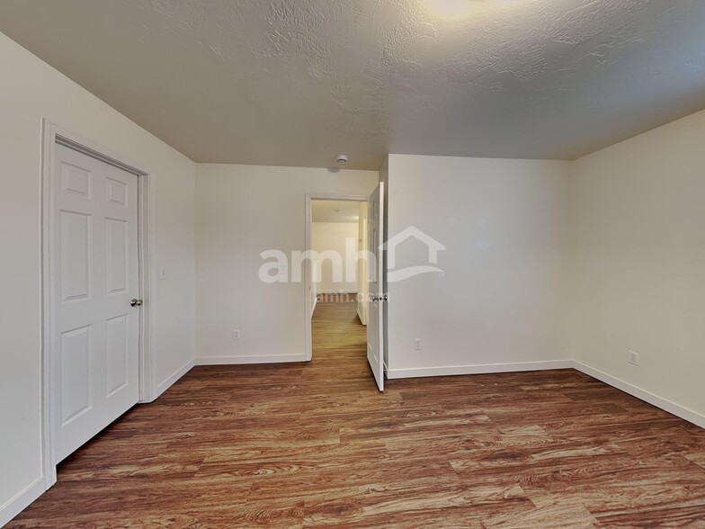 Building Photo - 19637 Cumberland Way