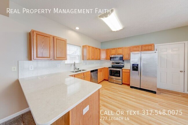 Building Photo - 227 Legacy Ln