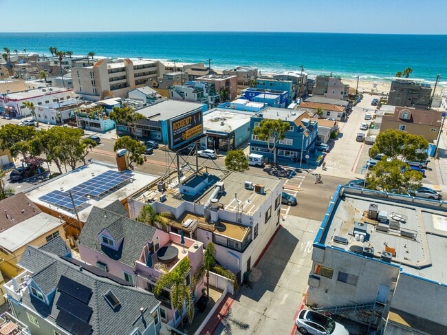 Primary Photo - Mission Blvd- Beach Living- 1 bed 1 bath!