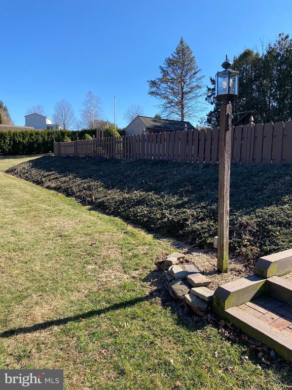 Building Photo - 45 Clay Slate Rd