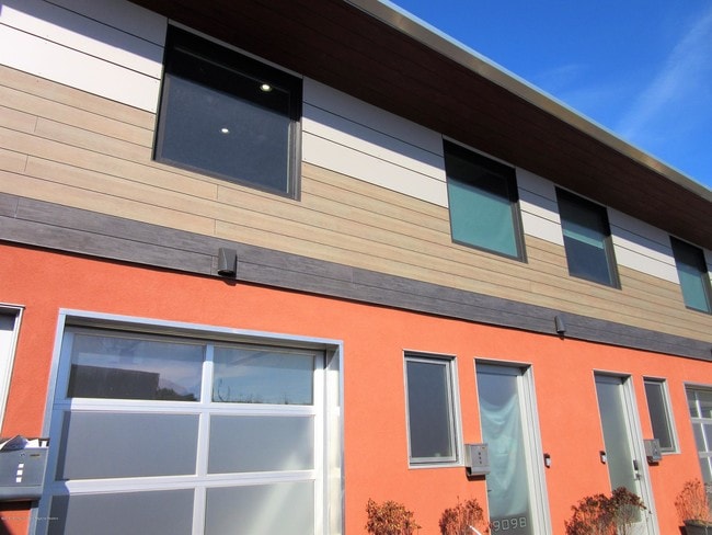 Building Photo - 909 Asbury Ave