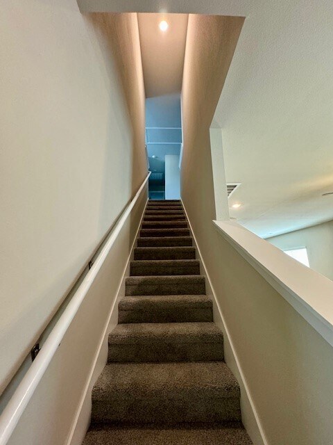 Building Photo - 3079 S Saline Aly