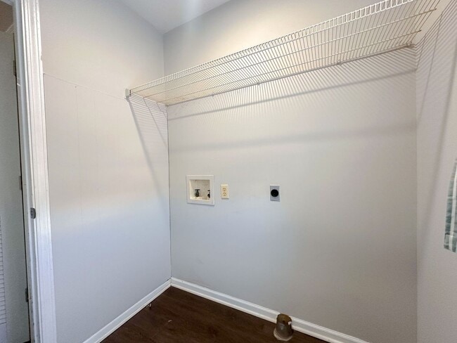 Building Photo - 1326 S Elizabeth St