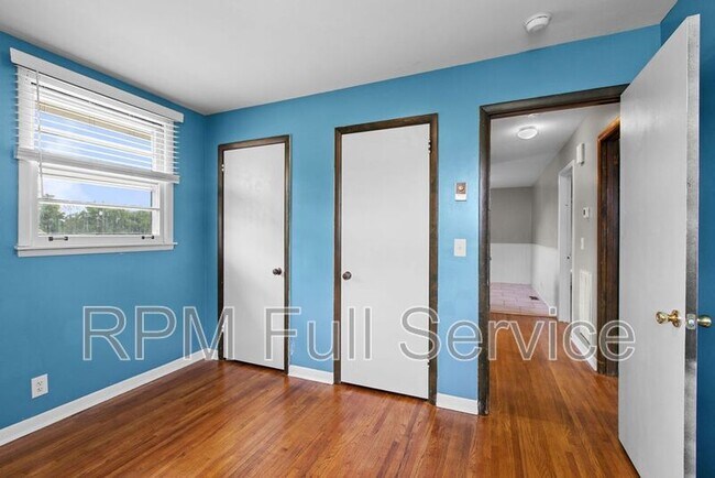 Building Photo - 3127 Larkspur Dr