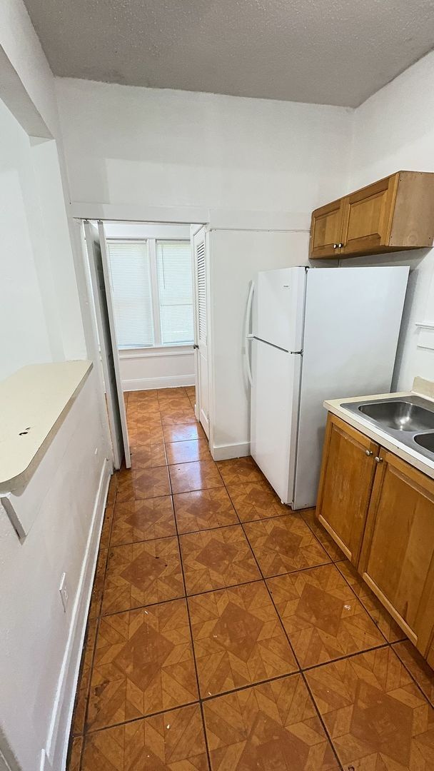 Building Photo - 3/1.5 Historic Bungalow Home in Tampa/Ybor...