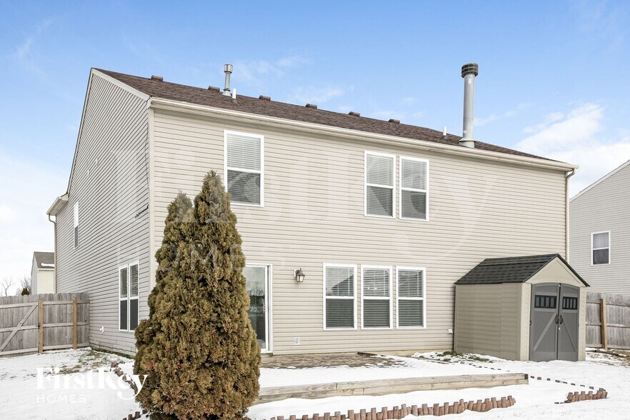 Building Photo - 10019 Olympic Cir