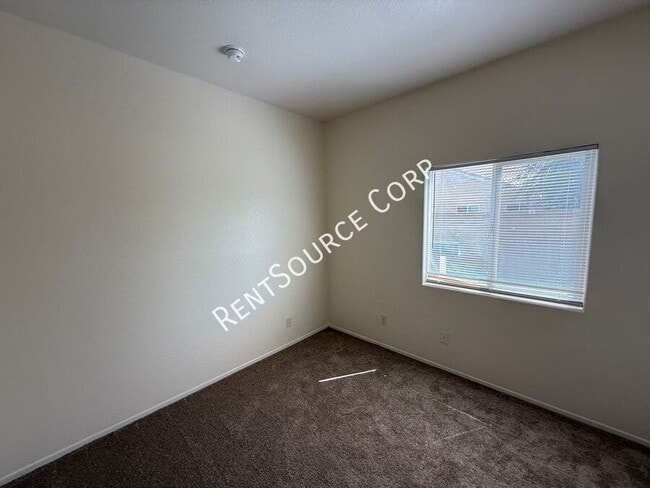 Building Photo - 343 E Ave J 8