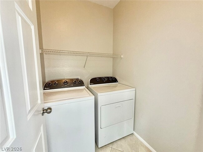 Building Photo - 8565 Vestia Ct