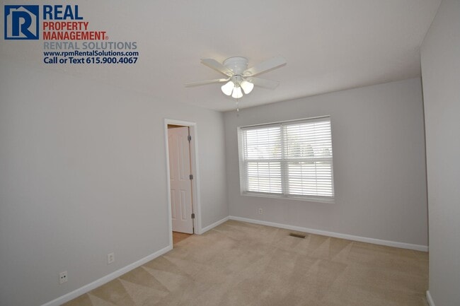 Building Photo - Adorable 2BR/2.5BA townhome in Murfreesboro, close to I-24!