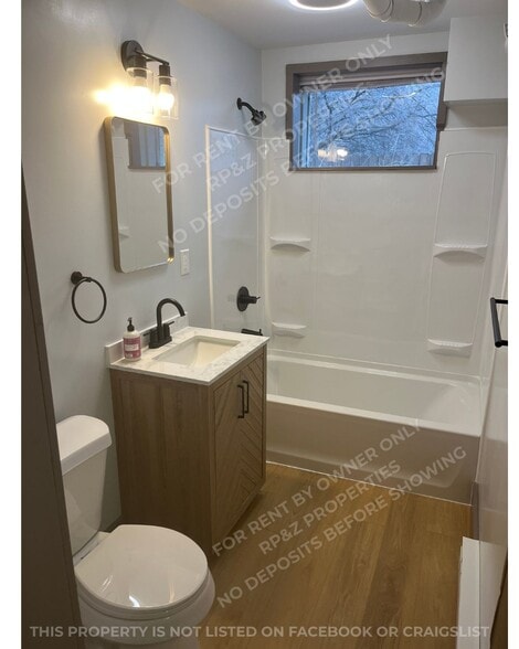 Building Photo - 3418 Fenton Rd