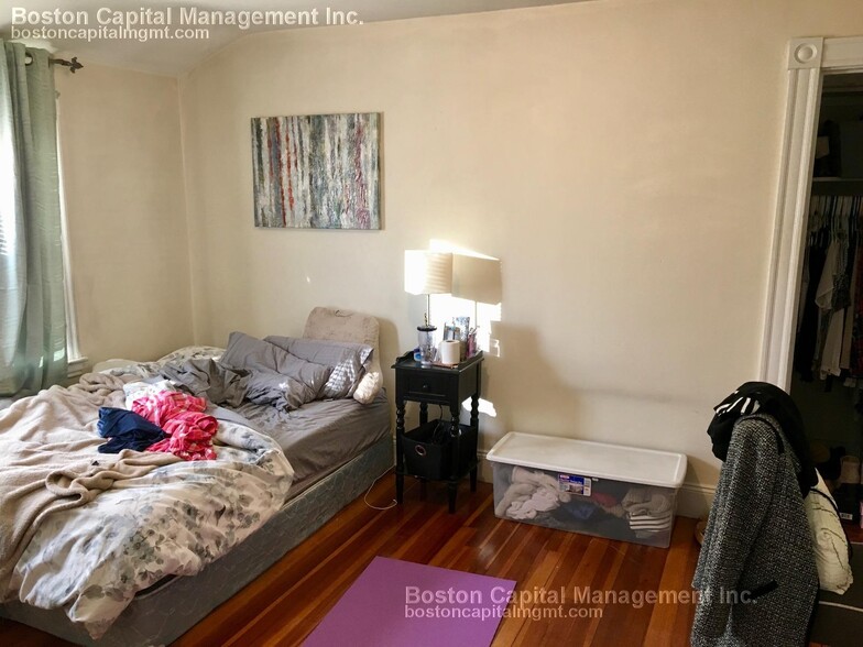 Apt 3 - 91 Wallingford Rd